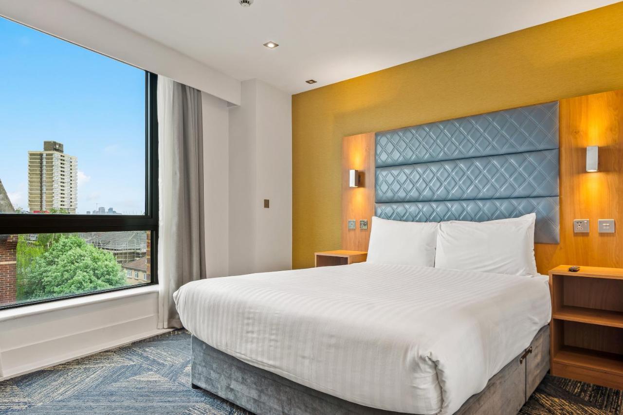 Roomzzz London Stratford Londres Exterior foto
