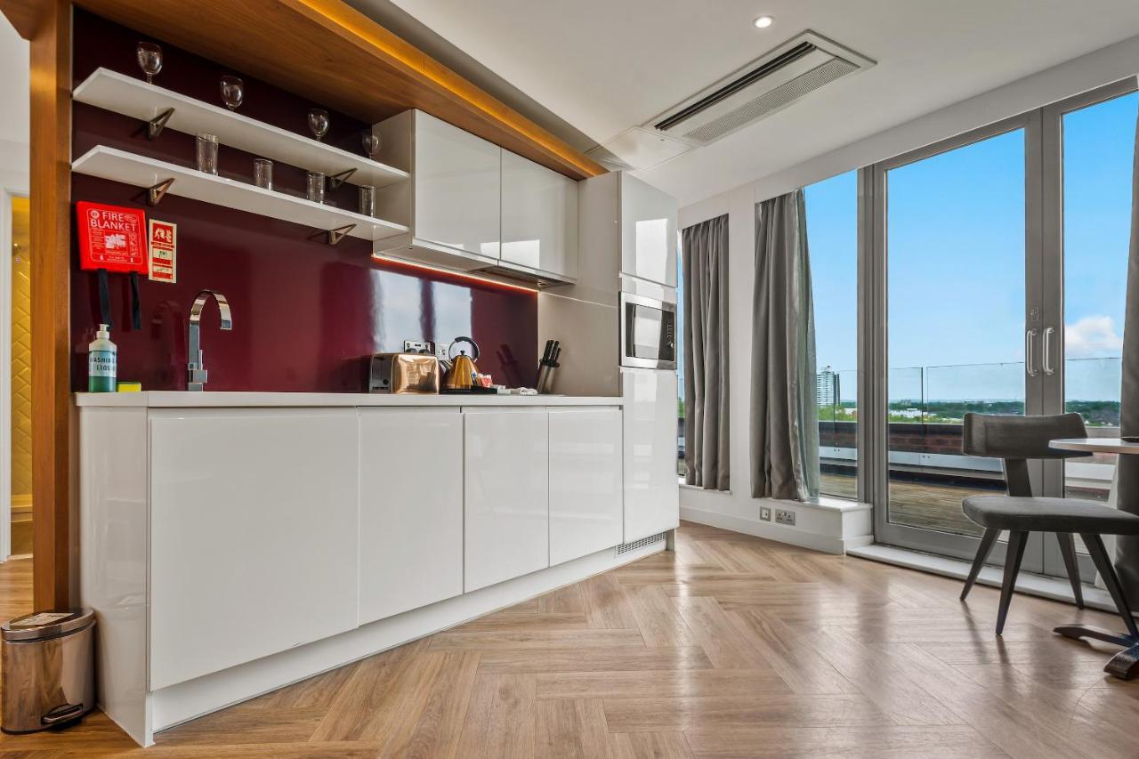 Roomzzz London Stratford Londres Exterior foto