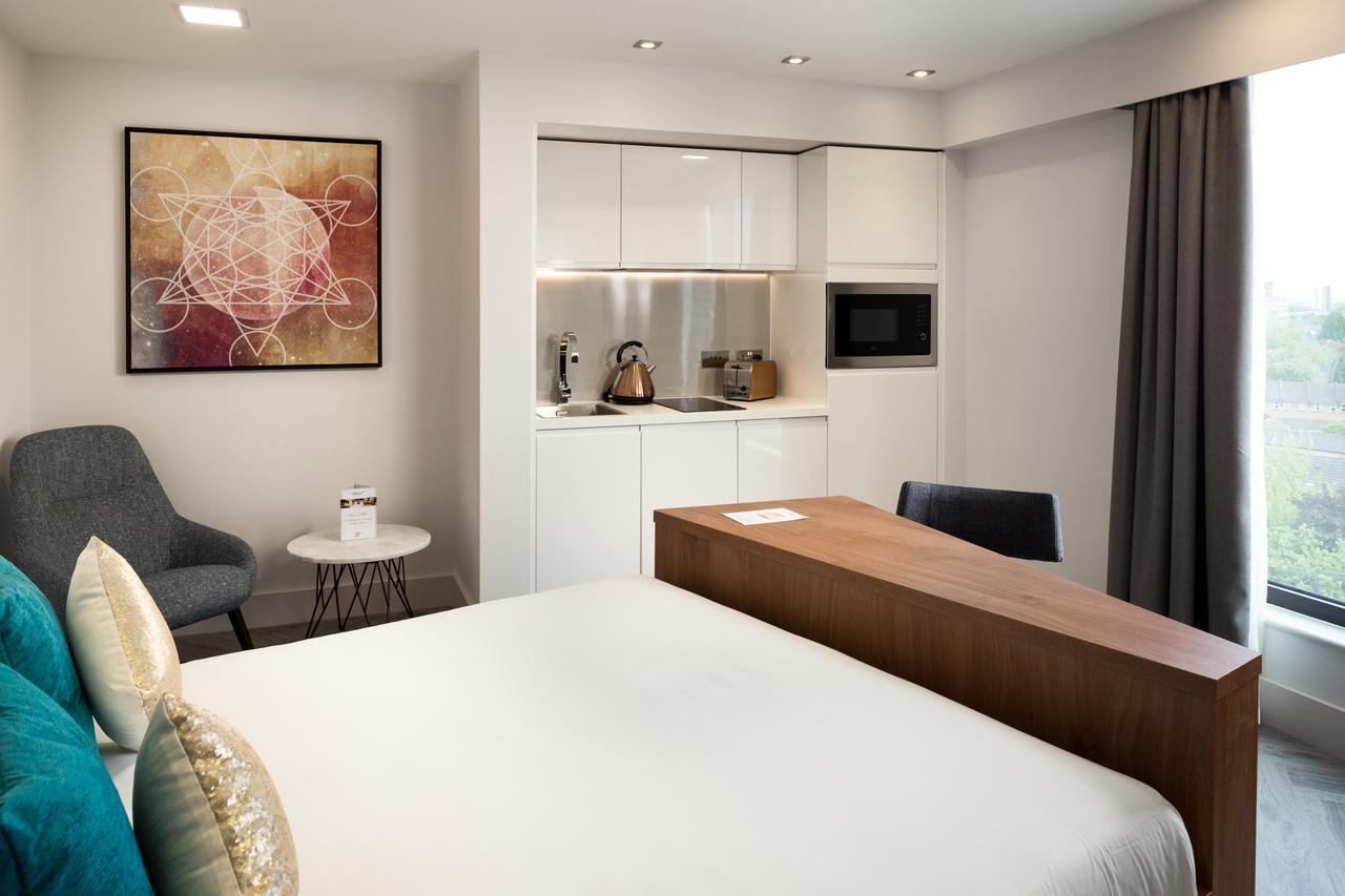 Roomzzz London Stratford Londres Exterior foto